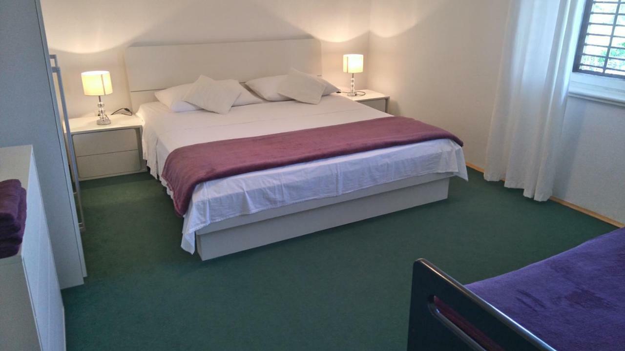 Rooms Ive 로조박 외부 사진